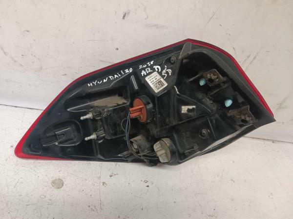 FEU ARRIERE DROIT HYUNDAI - Vue 2